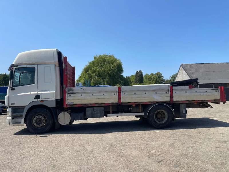 DAF CF 85 FLATBED TRUCK - Camion plateau: photos 5 DAF CF 85 FLATBED TRUCK - Camion plateau: photos 5