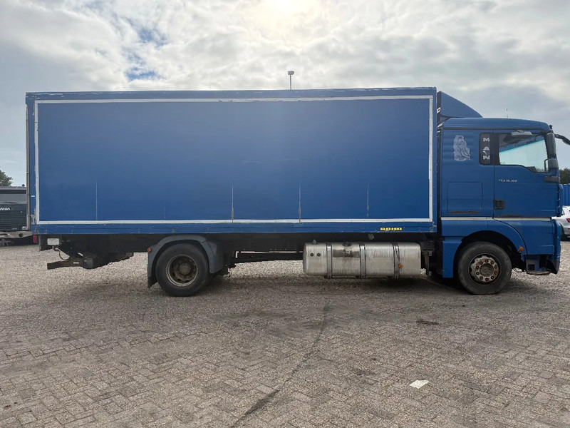 MAN TGA 18.360 BOX TRUCK - Camion fourgon: photos 5 MAN TGA 18.360 BOX TRUCK - Camion fourgon: photos 5