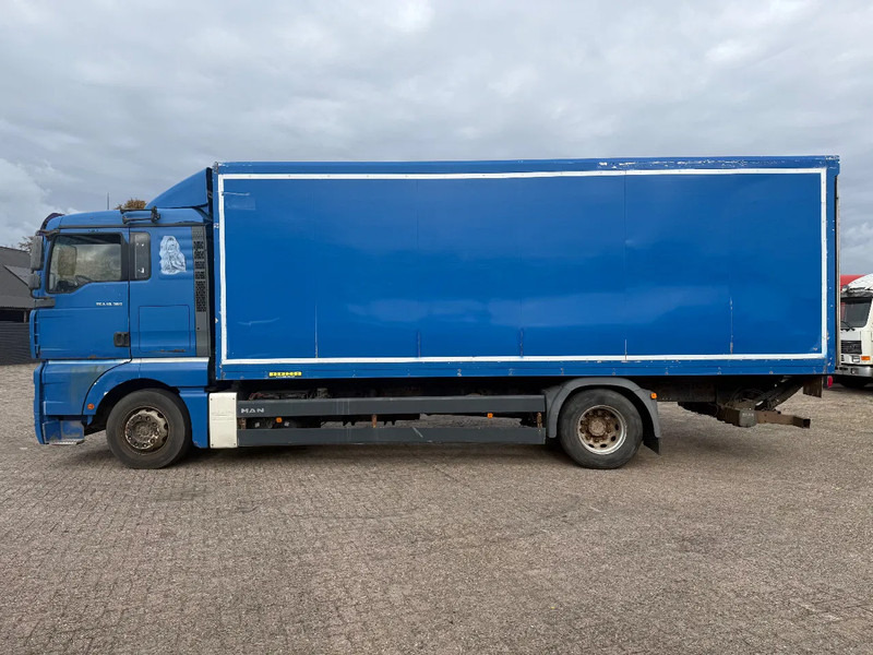 MAN TGA 18.360 BOX TRUCK - Camion fourgon: photos 4 MAN TGA 18.360 BOX TRUCK - Camion fourgon: photos 4