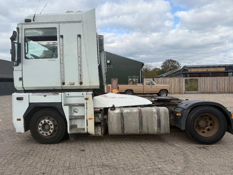 Renault Magnum 460 Tractor unit - Tracteur routier: photos 4 Renault Magnum 460 Tractor unit - Tracteur routier: photos 4