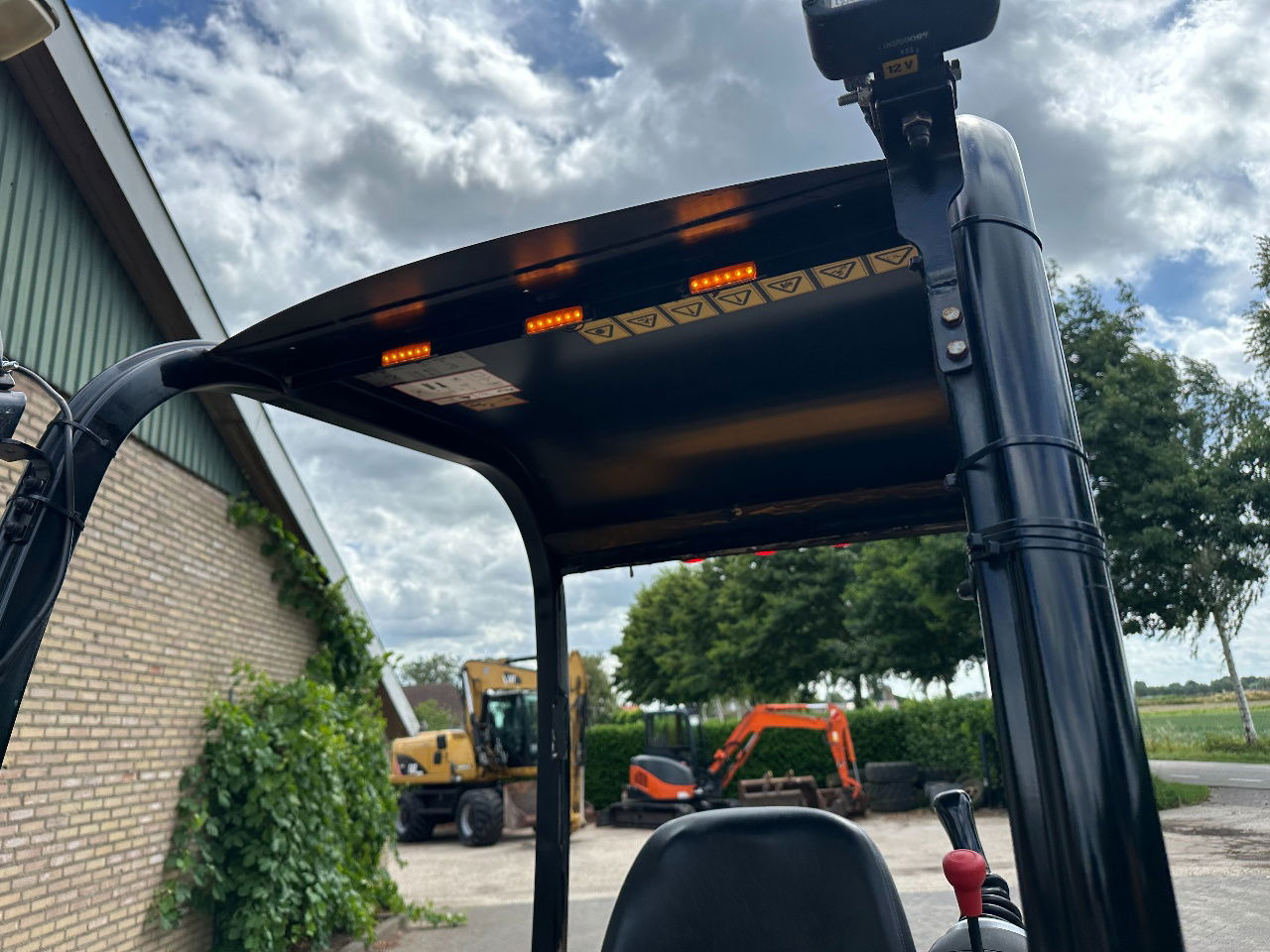 Mini pelle JCB 8026: photos 10 Mini pelle JCB 8026: photos 10