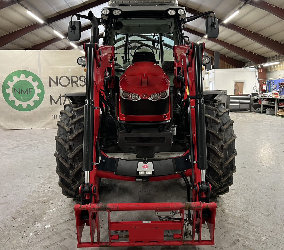 Massey Ferguson 5612 Dyna 4 #KUN 925 Timer# - Tracteur agricole: photos 3 Massey Ferguson 5612 Dyna 4 #KUN 925 Timer# - Tracteur agricole: photos 3