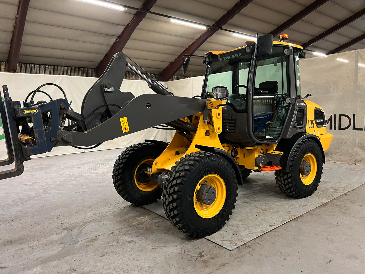 Volvo JL25H - Chargeuse sur pneus: photos 3 Volvo JL25H - Chargeuse sur pneus: photos 3