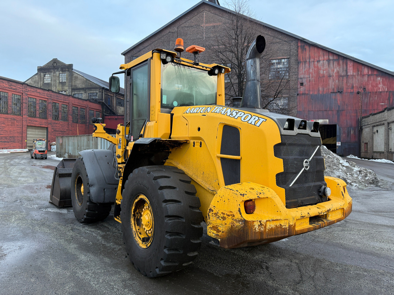 Volvo L70G - Chargeuse sur pneus: photos 3 Volvo L70G - Chargeuse sur pneus: photos 3