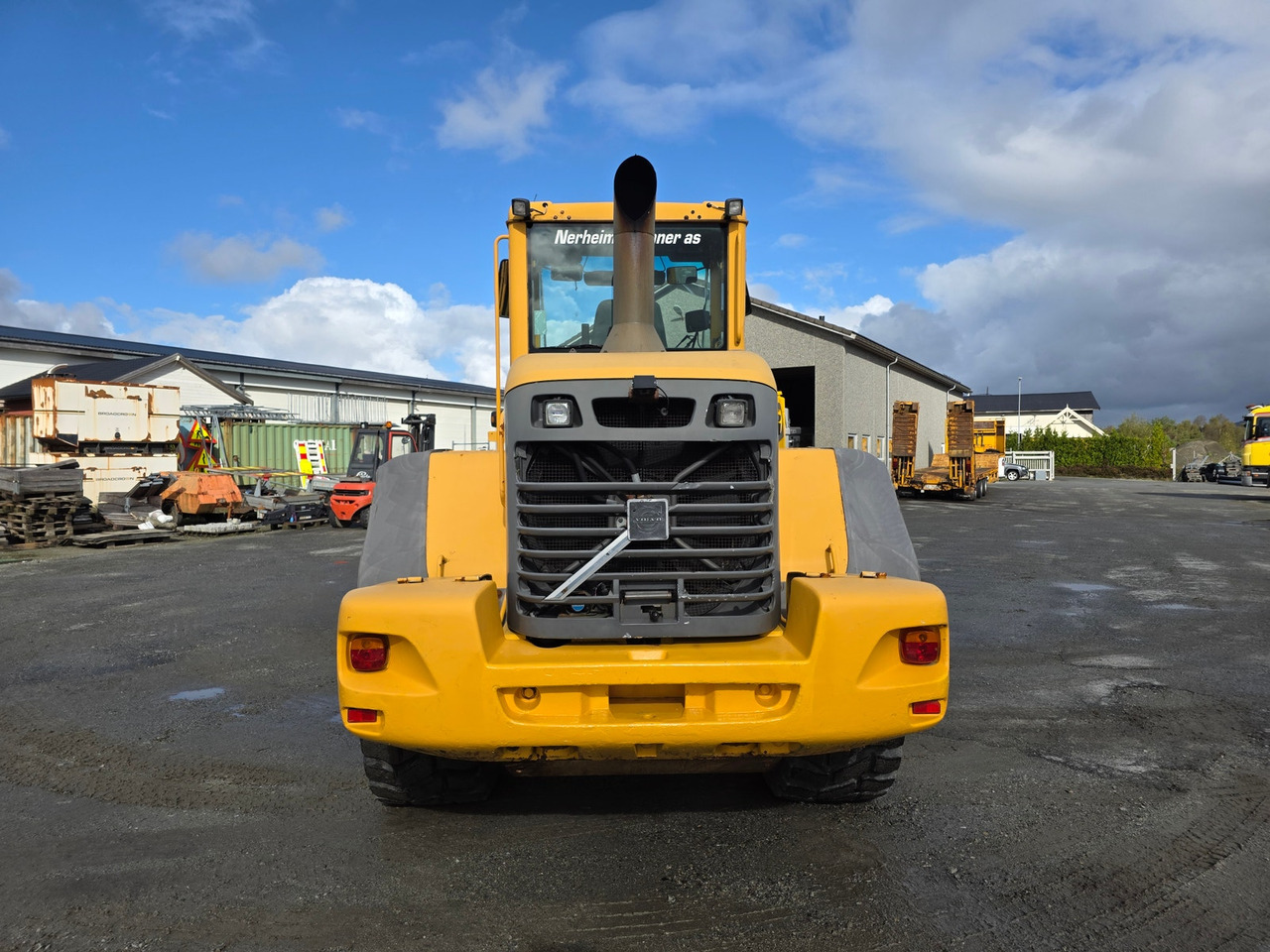 Volvo L90E - Chargeuse sur pneus: photos 3 Volvo L90E - Chargeuse sur pneus: photos 3