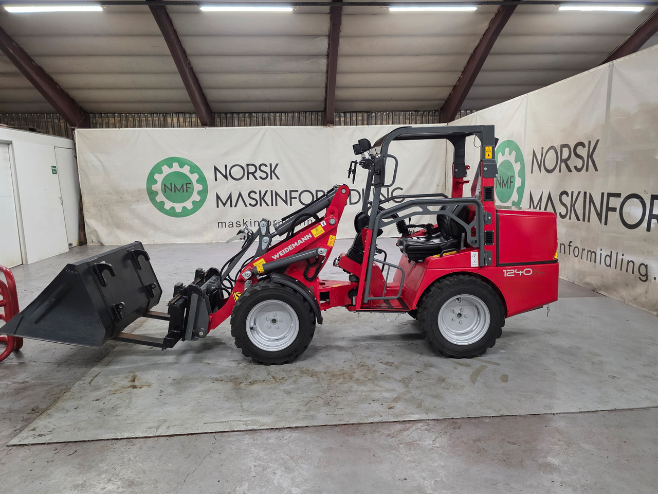 Weidemann 1240CX LP - Chargeuse sur pneus: photos 2 Weidemann 1240CX LP - Chargeuse sur pneus: photos 2