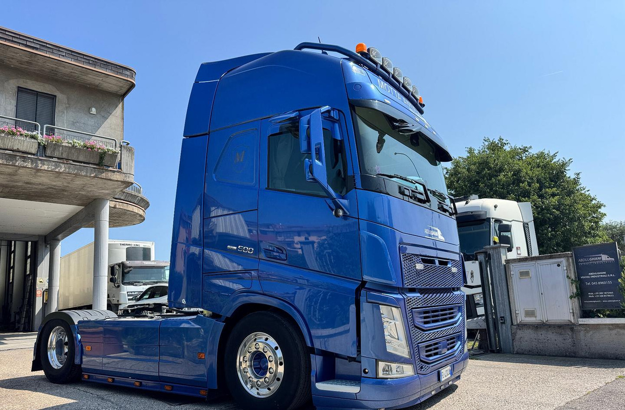 VOLVO FH500 Globetrotter XL - Tracteur routier: photos 1 VOLVO FH500 Globetrotter XL - Tracteur routier: photos 1