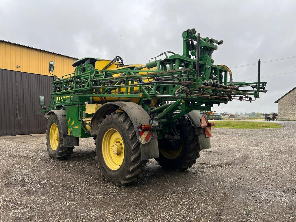 John Deere R4040i - Pulvé automoteur: photos 4 John Deere R4040i - Pulvé automoteur: photos 4