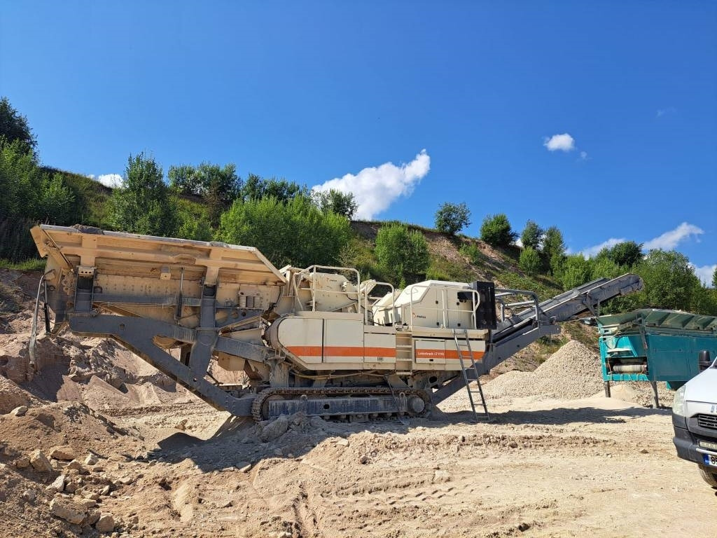 Metso LT 1110M - Concasseur mobile: photos 1 Metso LT 1110M - Concasseur mobile: photos 1
