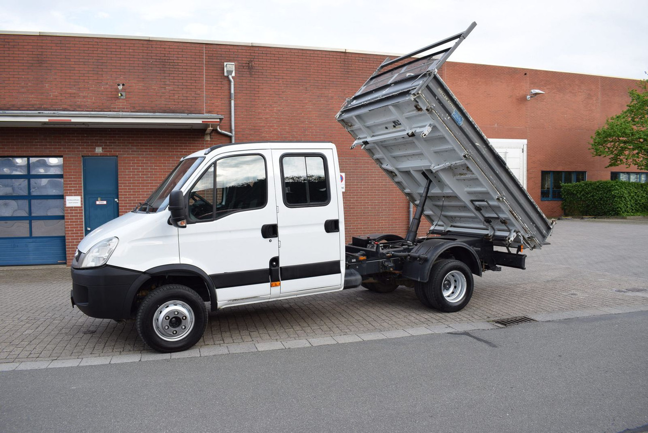 Iveco Daily 70 C17 Meiller Kipper Nutzlast 3100KG - Utilitaire benne, Utilitaire double cabine: photos 2 Iveco Daily 70 C17 Meiller Kipper Nutzlast 3100KG - Utilitaire benne, Utilitaire double cabine: photos 2