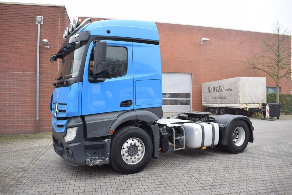 Mercedes-Benz Actros 1843 Stream Space Kipphydraulik Klima - Tracteur routier: photos 3 Mercedes-Benz Actros 1843 Stream Space Kipphydraulik Klima - Tracteur routier: photos 3