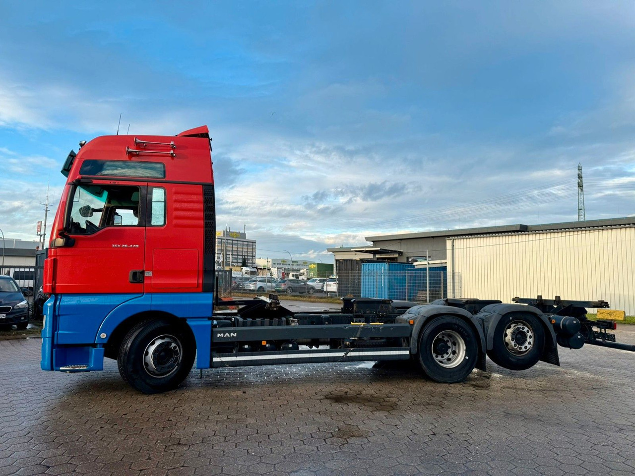 MAN TGX 26.470 XXL 6x2 BDF+Retarter +Standklima - Camion porte-conteneur/ Caisse mobile: photos 4 MAN TGX 26.470 XXL 6x2 BDF+Retarter +Standklima - Camion porte-conteneur/ Caisse mobile: photos 4