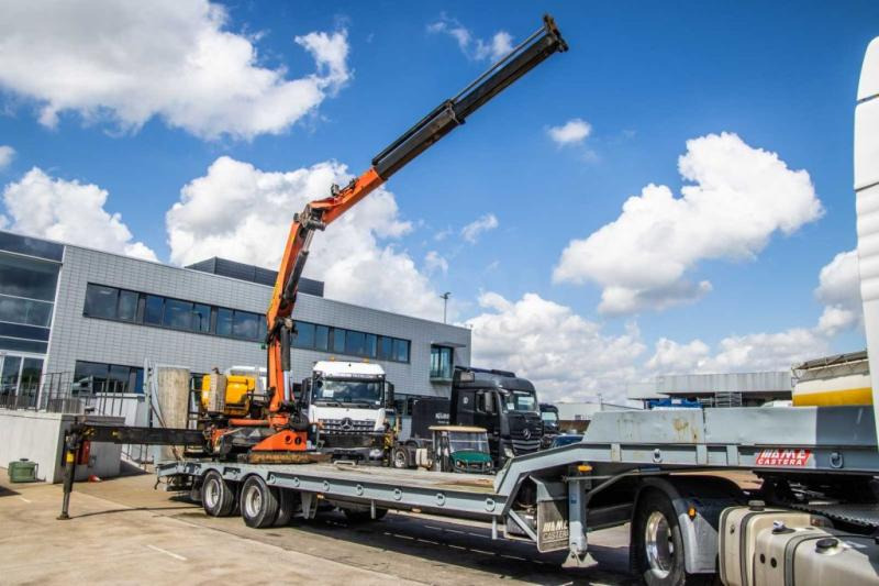 Castera CRANE/KRAN/GRUE-PALFINGER 22002 (2xHydr.) - Semi-remorque surbaissé: photos 2 Castera CRANE/KRAN/GRUE-PALFINGER 22002 (2xHydr.) - Semi-remorque surbaissé: photos 2