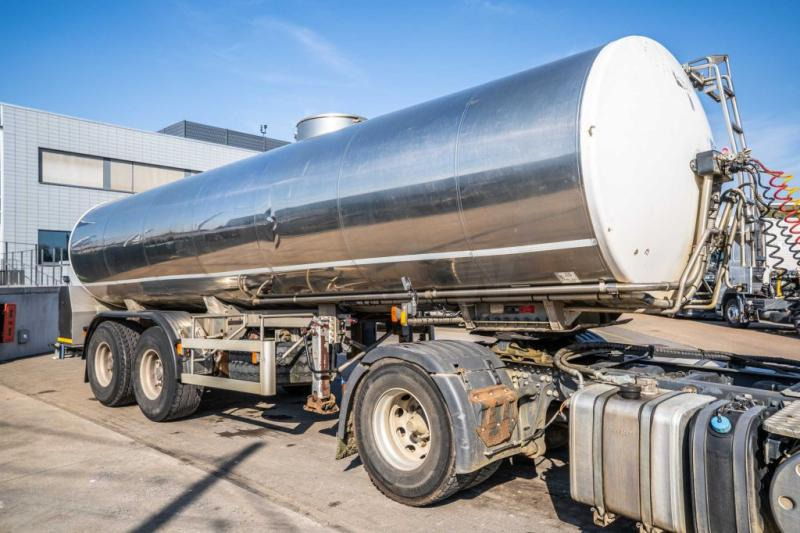 Magyar CITERNE HYDROLIQUE MONO-CUVE + 26.000 L - Semi-remorque citerne: photos 2 Magyar CITERNE HYDROLIQUE MONO-CUVE + 26.000 L - Semi-remorque citerne: photos 2