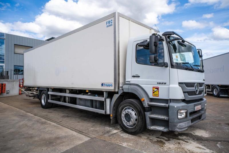 Mercedes AXOR 1829-MP3+ CARRIER - Camion frigorifique: photos 2 Mercedes AXOR 1829-MP3+ CARRIER - Camion frigorifique: photos 2