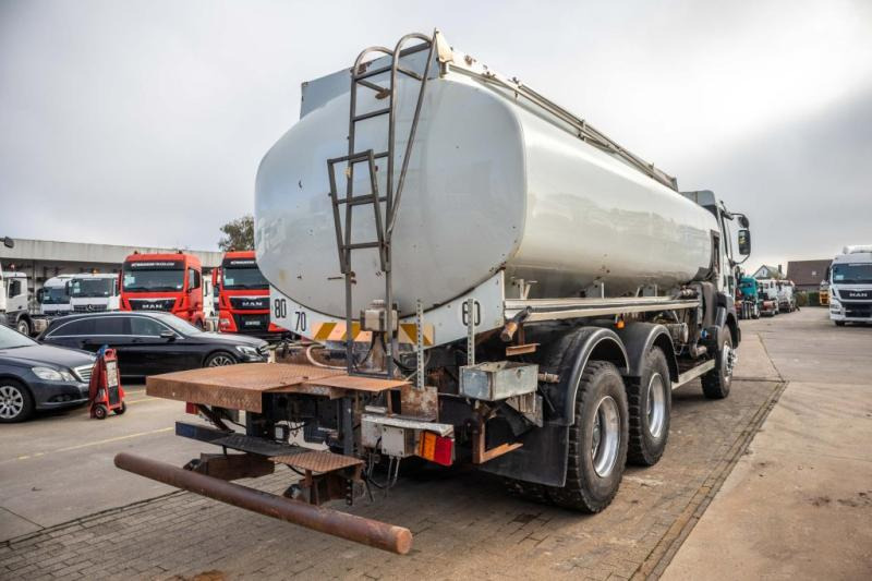 Renault KERAX 370-6X4+16000L/5COMP - Camion citerne: photos 3 Renault KERAX 370-6X4+16000L/5COMP - Camion citerne: photos 3