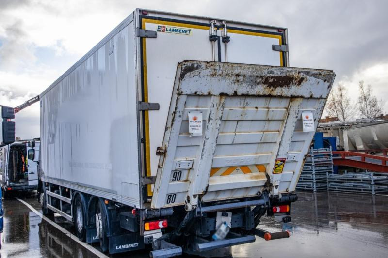 Renault PREMIUM 310DXI+E5+CARRIER+ENGINE PROBLEM - Camion frigorifique: photos 4 Renault PREMIUM 310DXI+E5+CARRIER+ENGINE PROBLEM - Camion frigorifique: photos 4