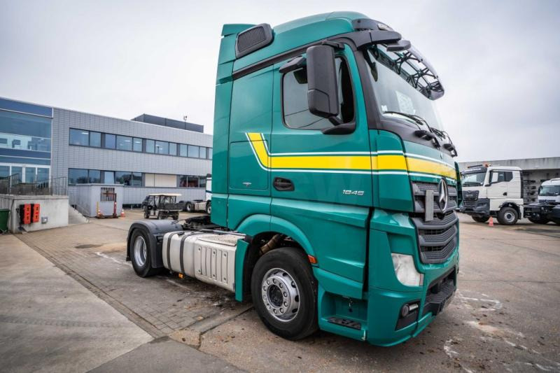 Mercedes ACTROS 1845 LS - Tracteur routier: photos 2 Mercedes ACTROS 1845 LS - Tracteur routier: photos 2