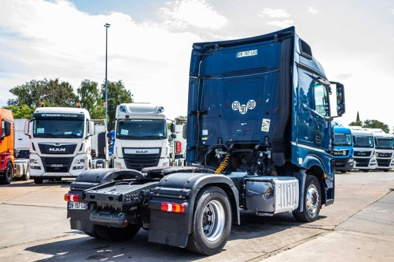 Mercedes ACTROS 1848 LS - Tracteur routier: photos 3 Mercedes ACTROS 1848 LS - Tracteur routier: photos 3