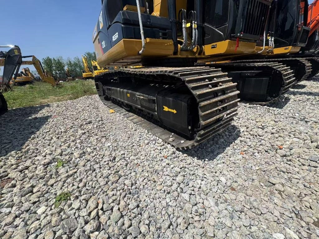 CAT 320d2 - Pelle sur chenille: photos 4 CAT 320d2 - Pelle sur chenille: photos 4