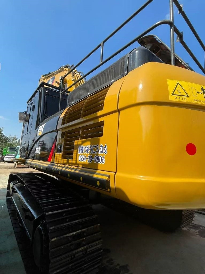 CAT 330D2  - Pelle sur chenille: photos 3 CAT 330D2  - Pelle sur chenille: photos 3