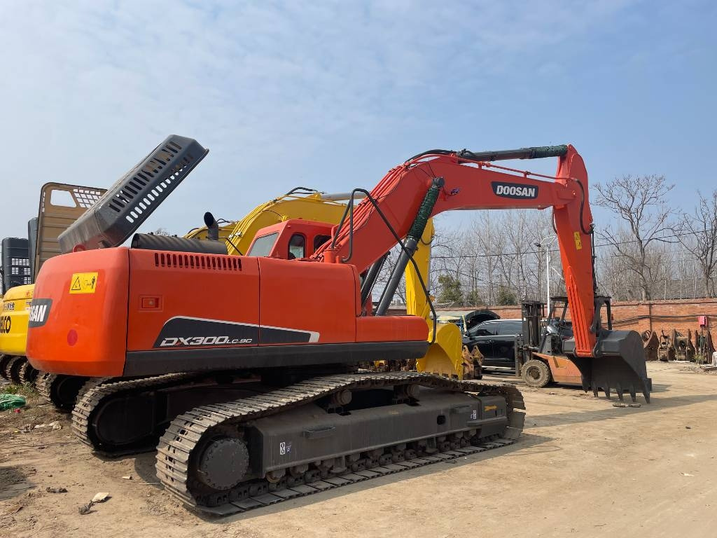 Doosan DX 300  - Pelle sur chenille: photos 1 Doosan DX 300  - Pelle sur chenille: photos 1