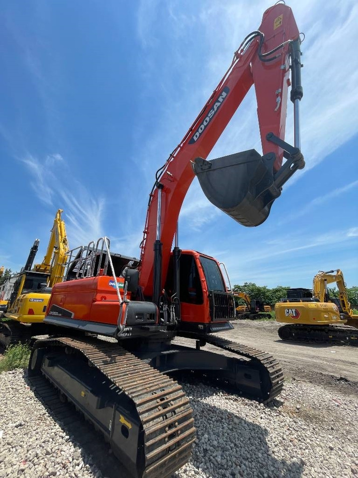 Doosan DX 300 LC - Pelle sur chenille: photos 3 Doosan DX 300 LC - Pelle sur chenille: photos 3