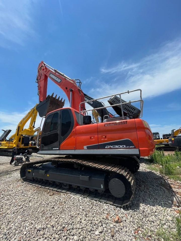 Doosan DX 300 LC - Pelle sur chenille: photos 1 Doosan DX 300 LC - Pelle sur chenille: photos 1