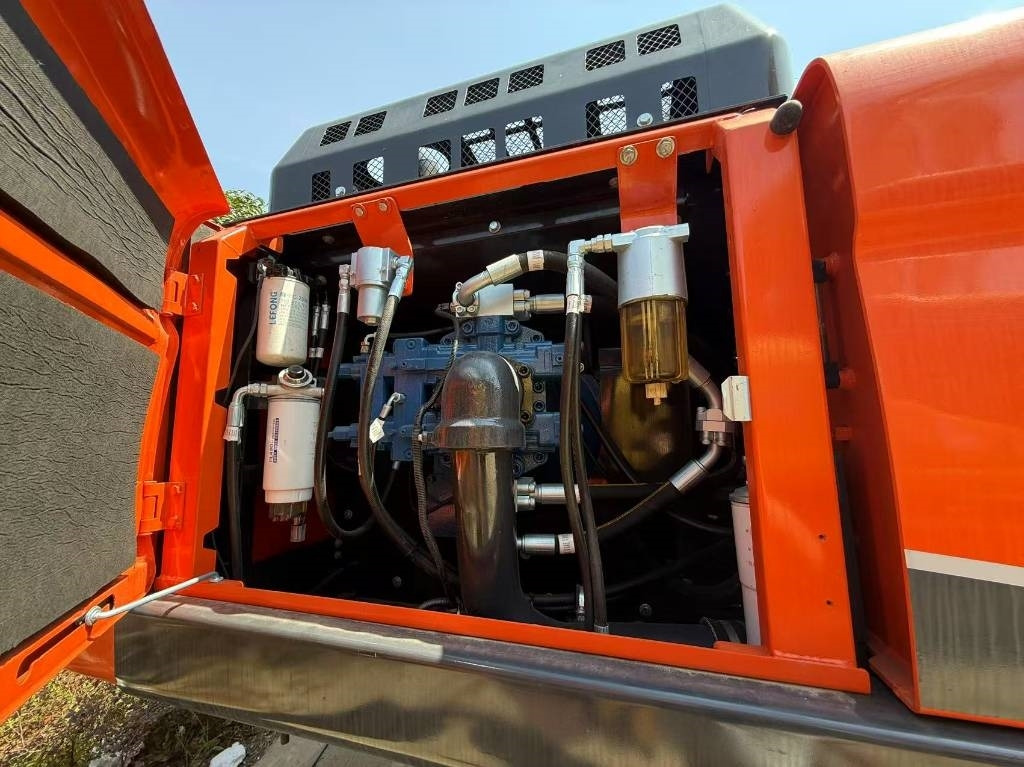 Doosan DX 340  - Pelle sur chenille: photos 4 Doosan DX 340  - Pelle sur chenille: photos 4