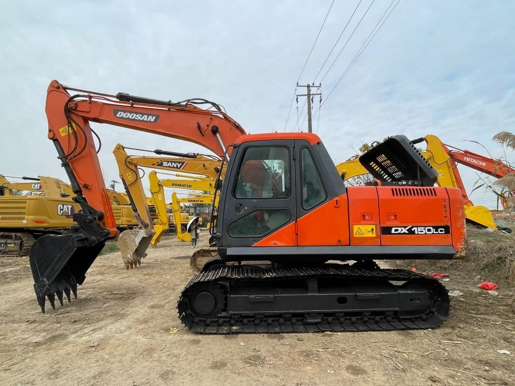 Doosan dx150  - Pelle sur chenille: photos 3 Doosan dx150  - Pelle sur chenille: photos 3