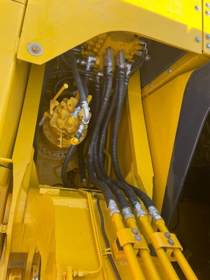 Komatsu PC 160 LC  - Pelle sur chenille: photos 3 Komatsu PC 160 LC  - Pelle sur chenille: photos 3
