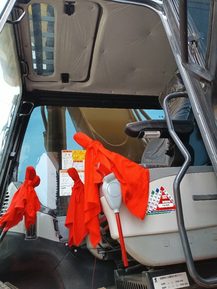 Komatsu PC 350 - Pelle sur chenille: photos 3 Komatsu PC 350 - Pelle sur chenille: photos 3