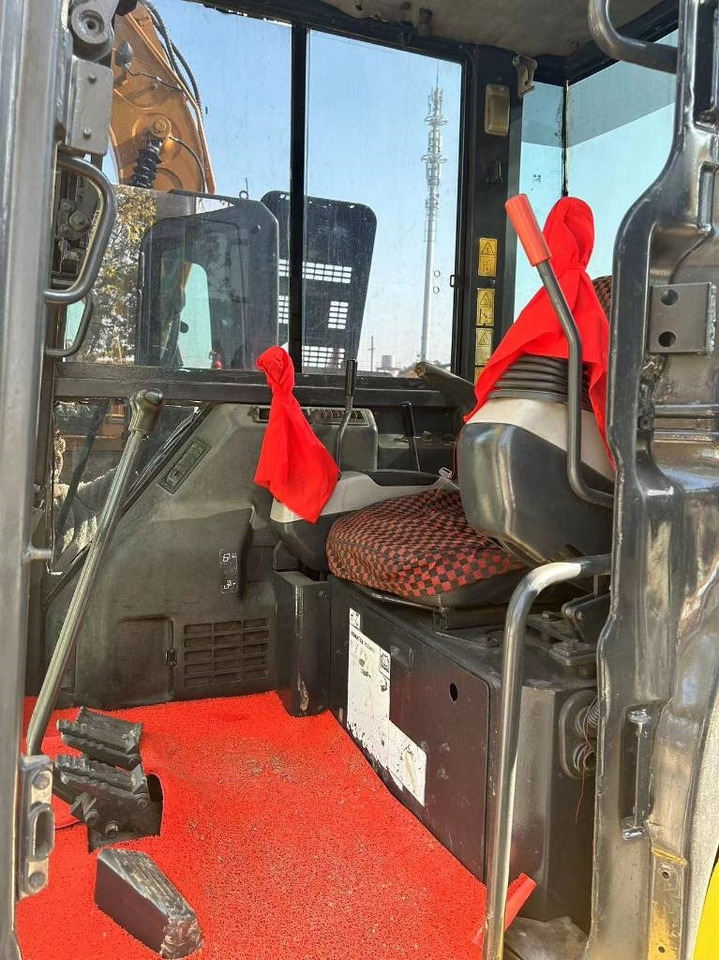 Komatsu PC 55 MR - Mini pelle: photos 4 Komatsu PC 55 MR - Mini pelle: photos 4