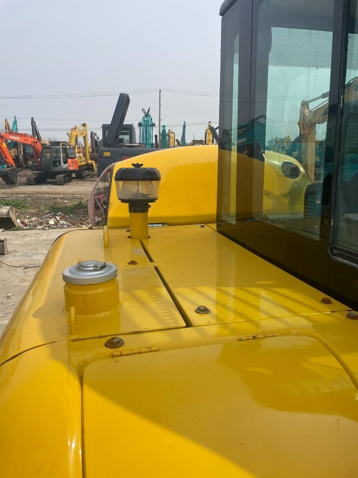 Komatsu PC 56  - Mini pelle: photos 3 Komatsu PC 56  - Mini pelle: photos 3