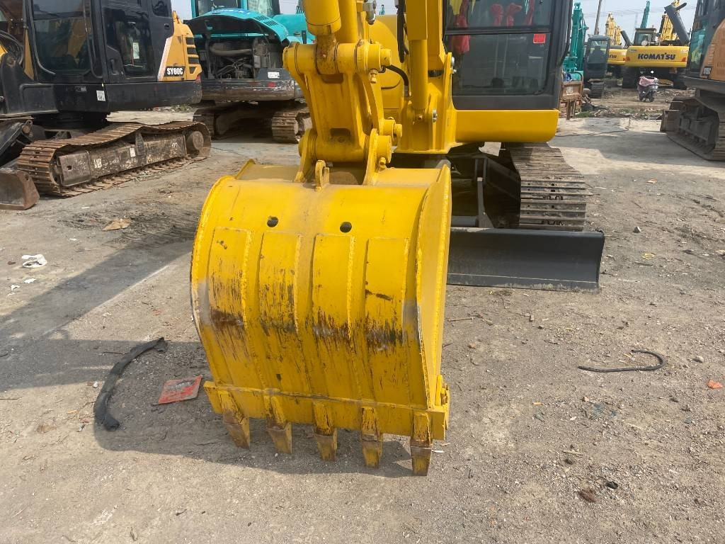 Mini pelle Komatsu PC 56: photos 6