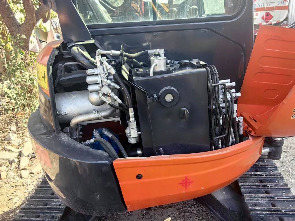 Kubota U 35 - Mini pelle: photos 3 Kubota U 35 - Mini pelle: photos 3