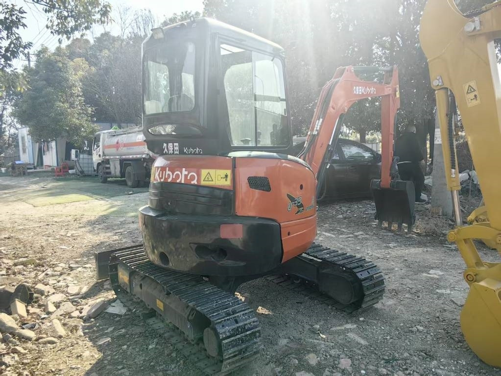 Kubota U 35 - Mini pelle: photos 5 Kubota U 35 - Mini pelle: photos 5