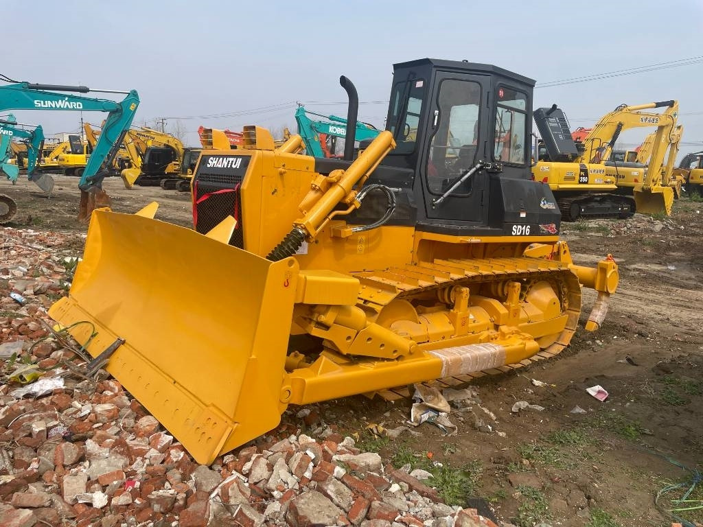 Shantui SD 16 - Bulldozer: photos 2 Shantui SD 16 - Bulldozer: photos 2