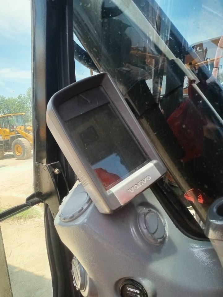 Volvo EC 480 D - Pelle sur chenille: photos 4 Volvo EC 480 D - Pelle sur chenille: photos 4