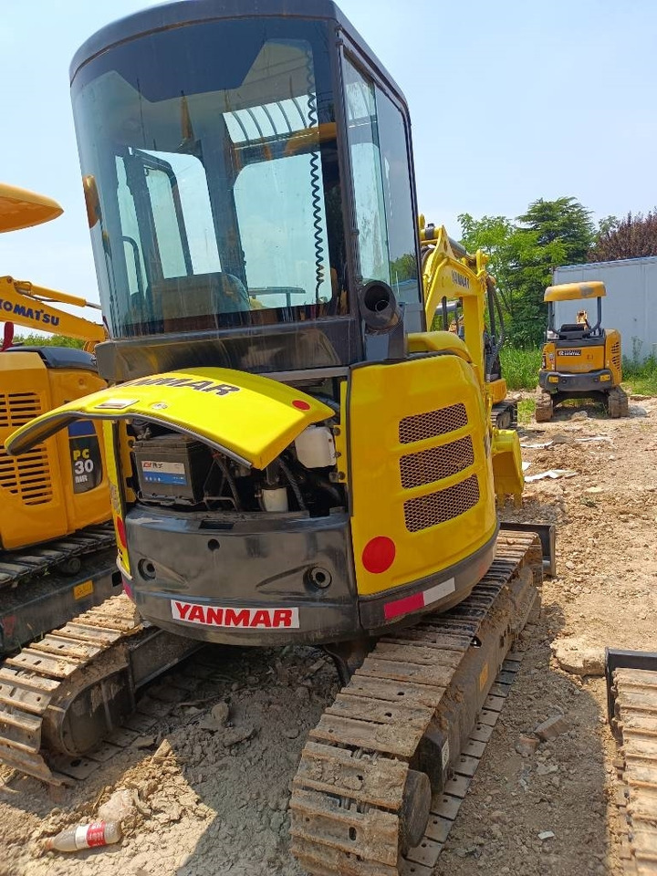 Yanmar Vio 35 - Mini pelle: photos 4 Yanmar Vio 35 - Mini pelle: photos 4