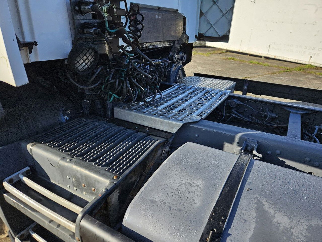 Scania 114 380- manual gearbox 3+3 - crédit-bail Scania 114 380- manual gearbox 3+3: photos 7