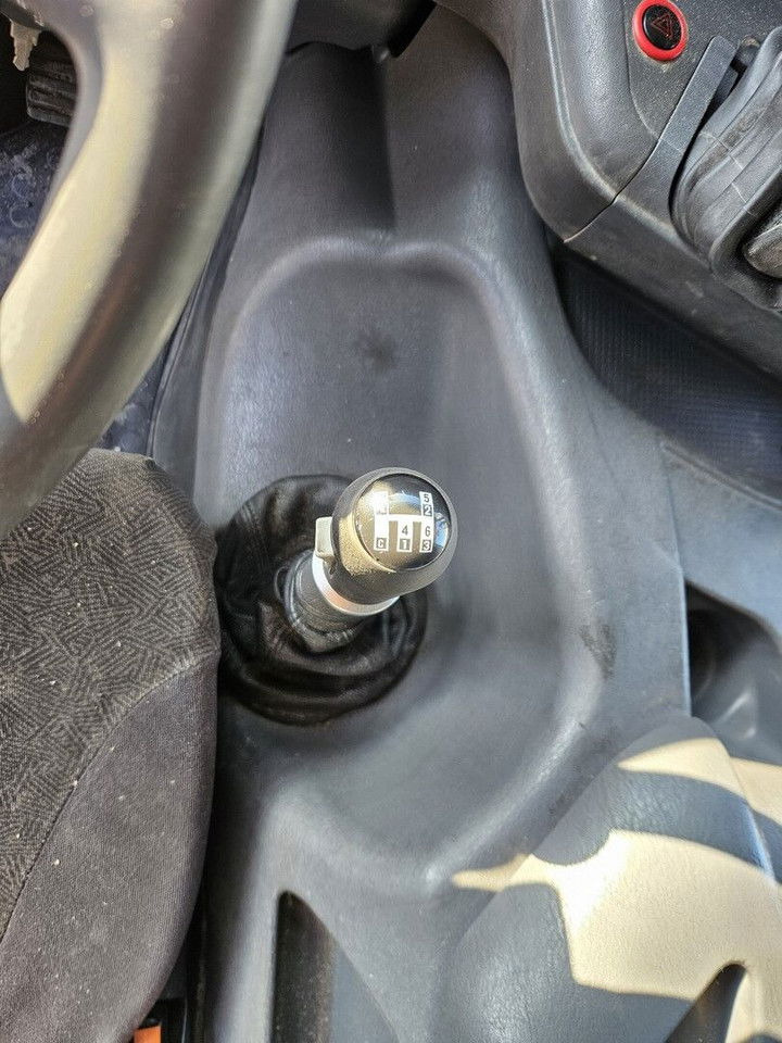 Scania 114 380- manual gearbox 3+3 - crédit-bail Scania 114 380- manual gearbox 3+3: photos 13