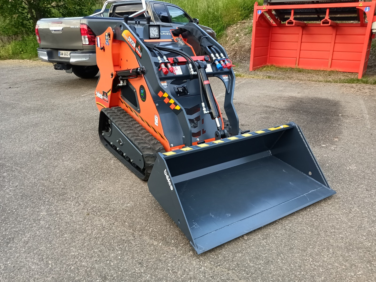Boleo SV25H - Chargeuse compacte sur chenilles: photos 4 Boleo SV25H - Chargeuse compacte sur chenilles: photos 4