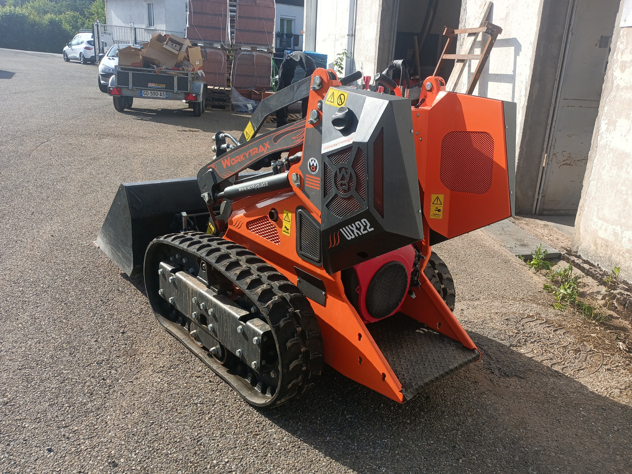 Cast Loaders Worky Trax WX22 - Chargeuse compacte sur chenilles: photos 5 Cast Loaders Worky Trax WX22 - Chargeuse compacte sur chenilles: photos 5
