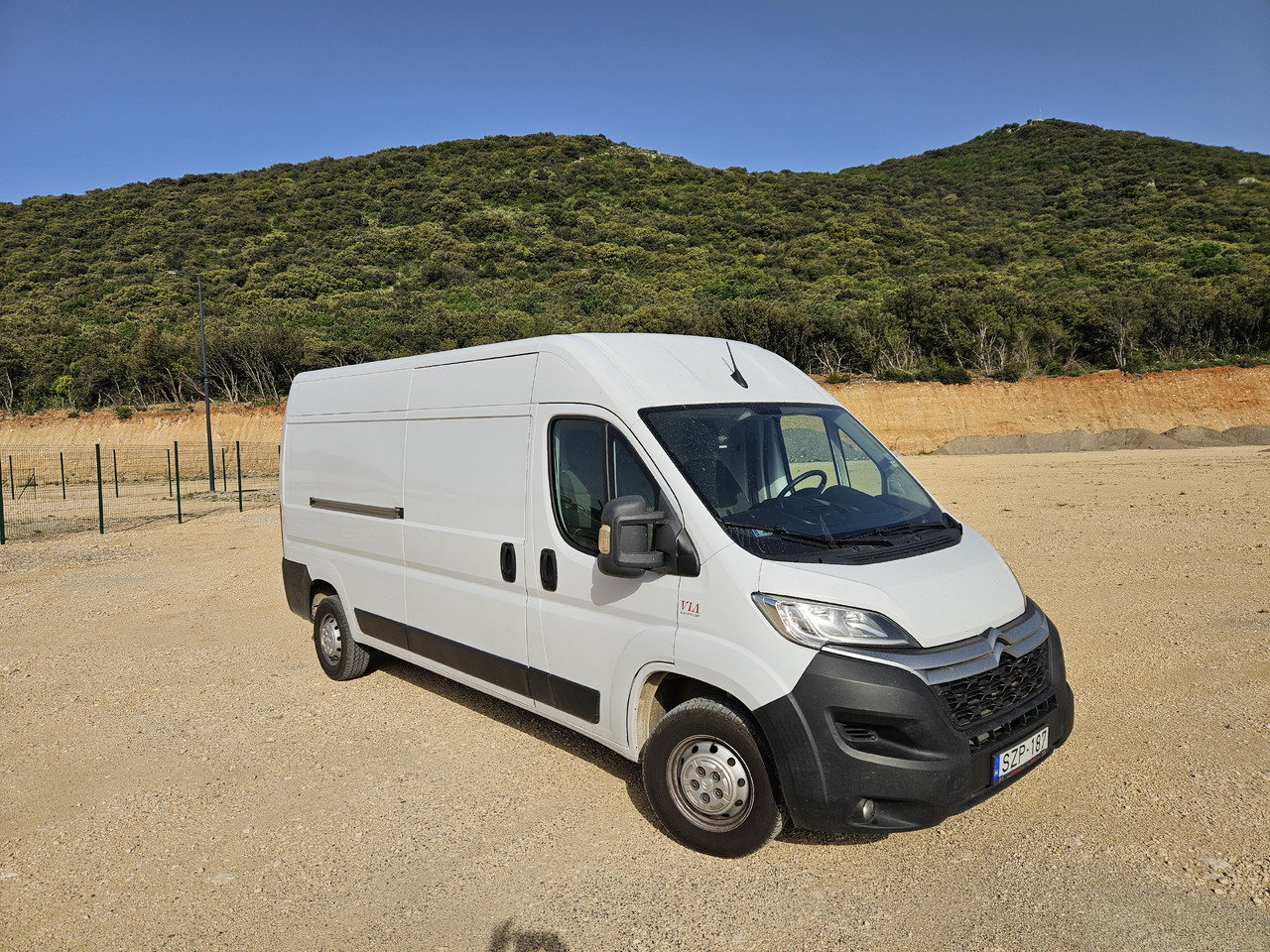 Citroen Jumper Control FT 350 L3H2 2.2 Blue HDI S&S 140 - Fourgon utilitaire: photos 2 Citroen Jumper Control FT 350 L3H2 2.2 Blue HDI S&S 140 - Fourgon utilitaire: photos 2