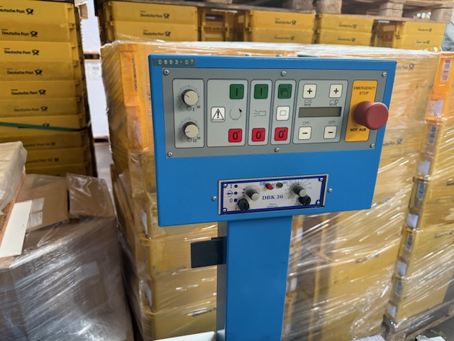 GUK SAF 36 - Plieuse de bureau: photos 4 GUK SAF 36 - Plieuse de bureau: photos 4