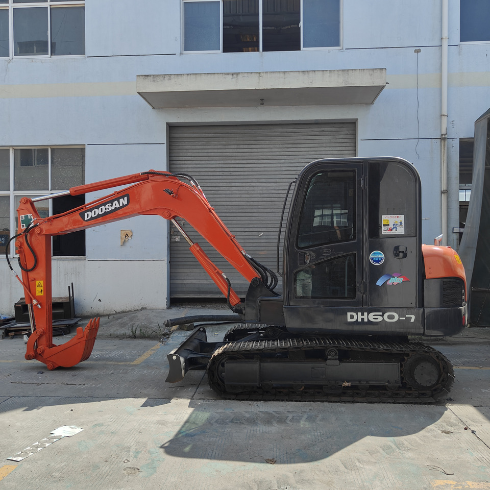 Doosan DH60 - Mini pelle: photos 5 Doosan DH60 - Mini pelle: photos 5
