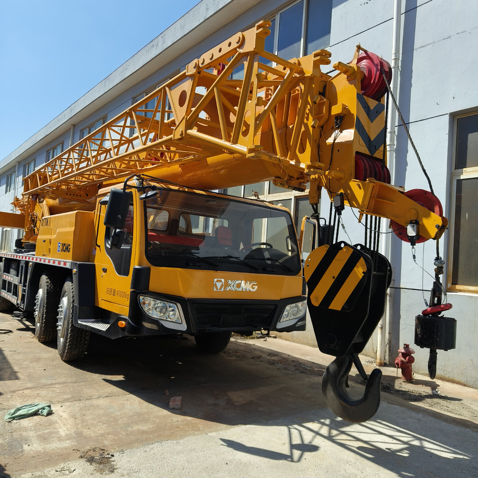 XCMG QY70K - Grue mobile: photos 1 XCMG QY70K - Grue mobile: photos 1