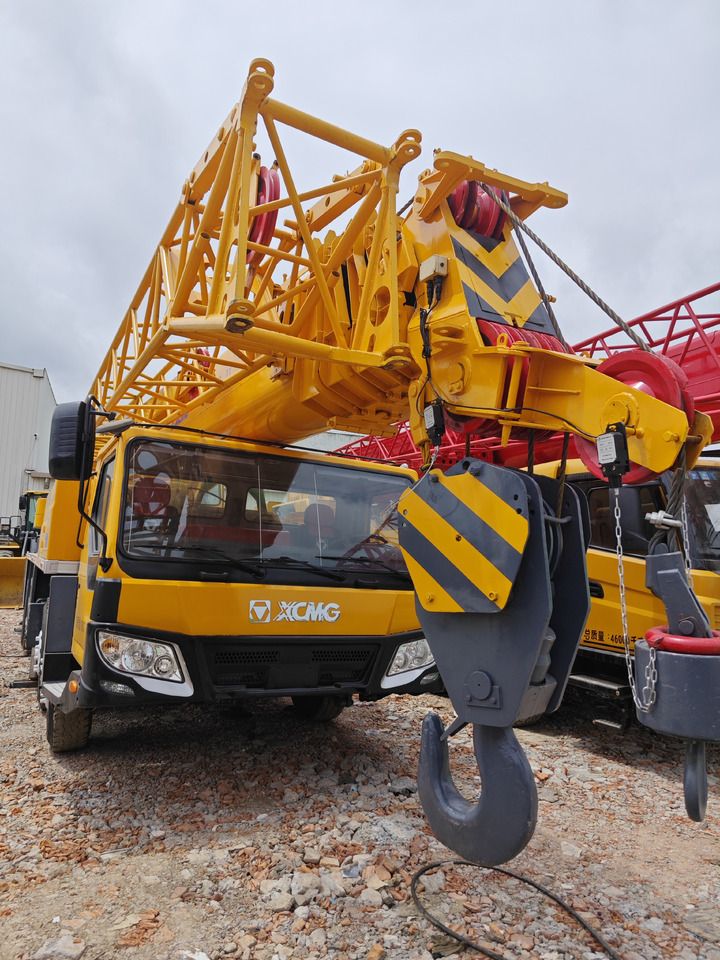 XCMG QY70K Used Truck Crane - Grue mobile: photos 2 XCMG QY70K Used Truck Crane - Grue mobile: photos 2
