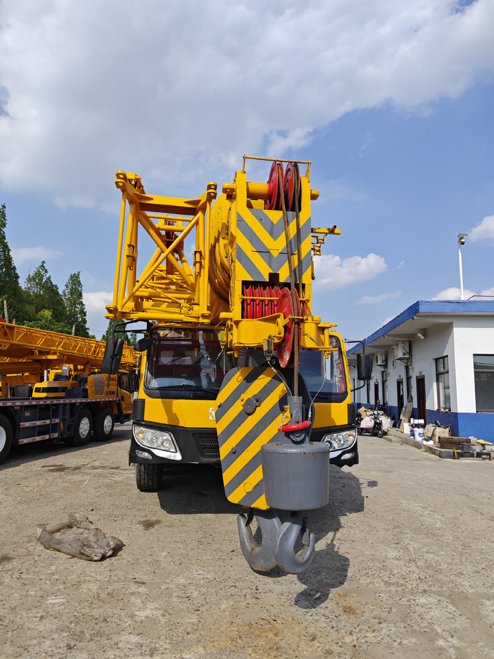 XCMG XCT160 160TON Crane - Grue mobile: photos 3 XCMG XCT160 160TON Crane - Grue mobile: photos 3